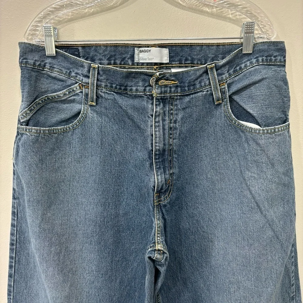 Vintage Levi’s Silvertab Baggy Cotton Jeans Men’s Size W36xL34